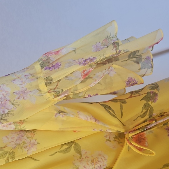 Ralph Lauren, Yellow Floral Wrap Top,   Medium - Picture 3 of 5